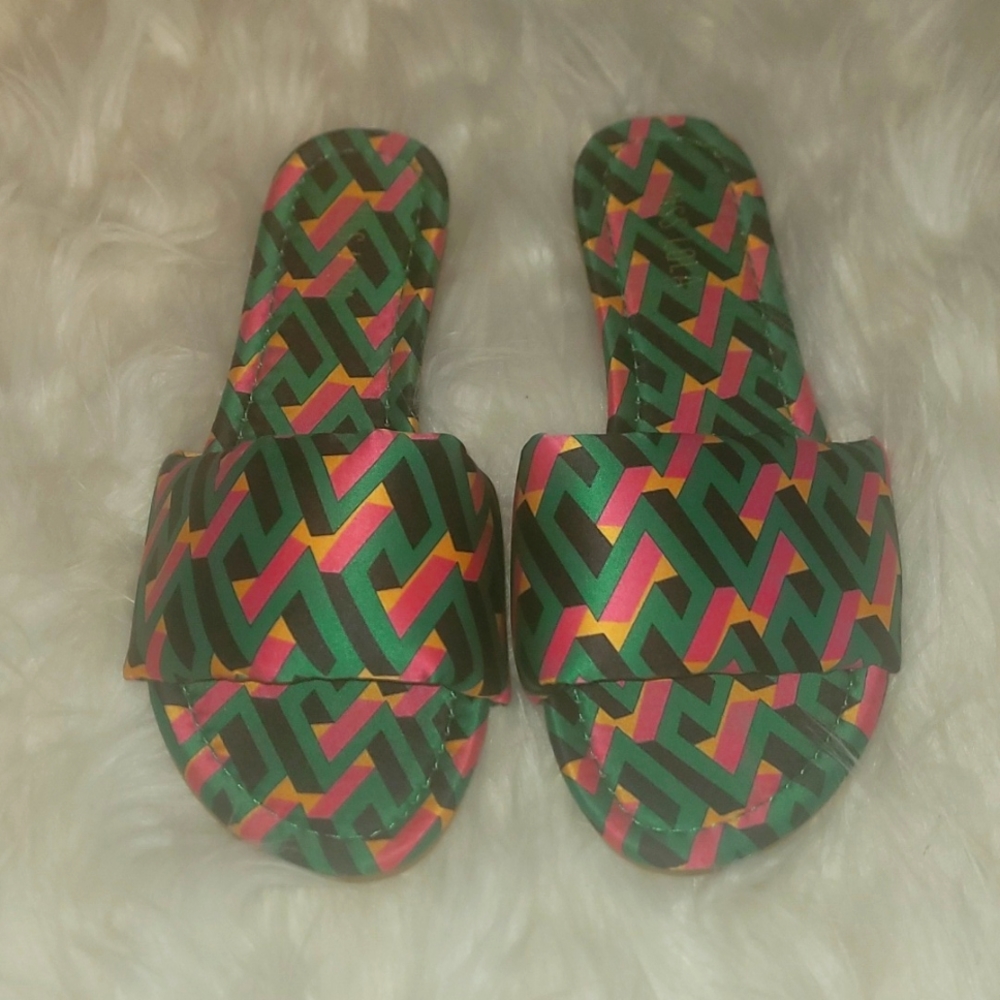 New size 6.5 multicolor  sandals